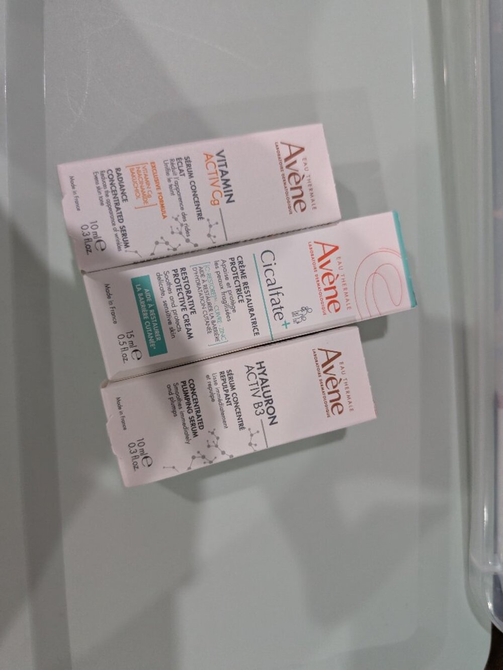 Avene travel size discovery set vitamin c hyaluronic acid and cicalfate